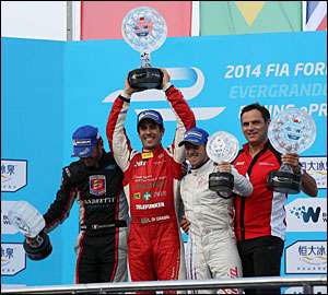 Lucas di Grassi vence na Formula E!