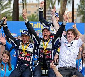Mikkelsen conquista vitória na Catalunha