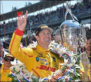 Ryan Hunter-Reay vence Indy 500!