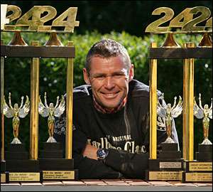 Tom Kristensen retira-se da competição