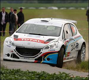 Miguel Campos na Madeira com 208 T16