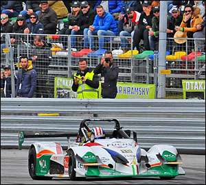 Campeão mantém invencibilidade na Montanha