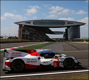 Porsche conquista títulos mundiais em Xangai