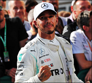 Hamilton com exibição de luxo na Hungria