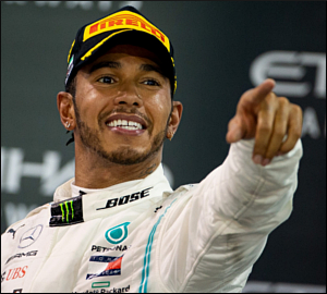 Hamilton encerra temporada com triunfo